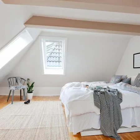 Urban - Center Apartment